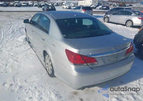 2012 Toyota Avalon Base z USA, uszkodzony, nr VIN 4T1BK3DB9CU471007